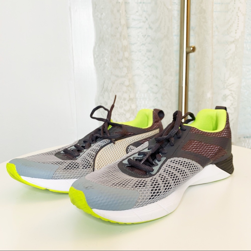 Puma Sneakers